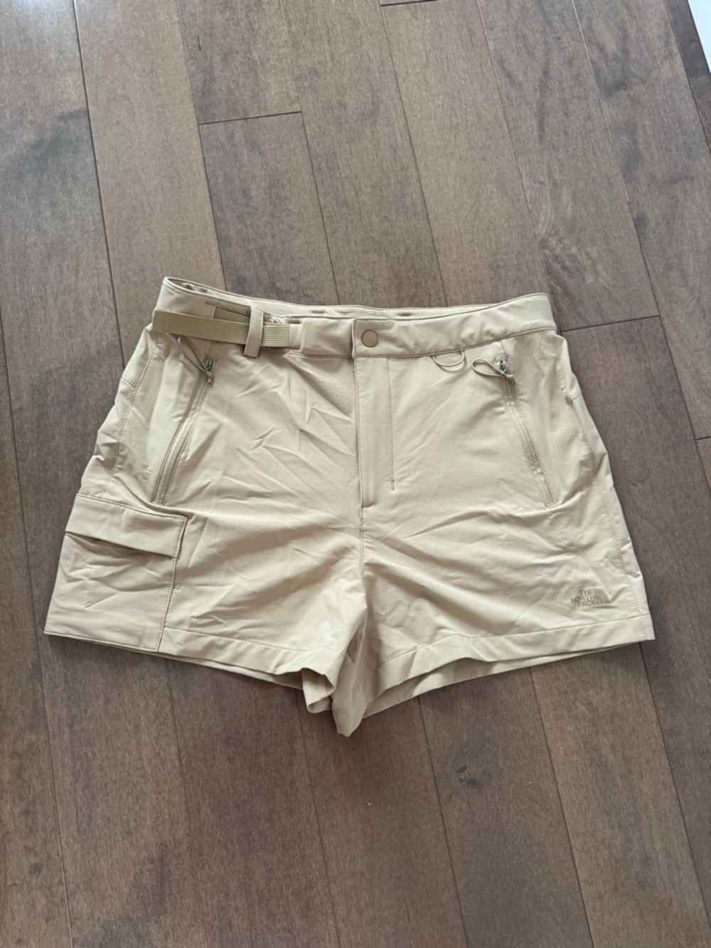 The North Face Women's Tan Cargo Outdoor Shorts